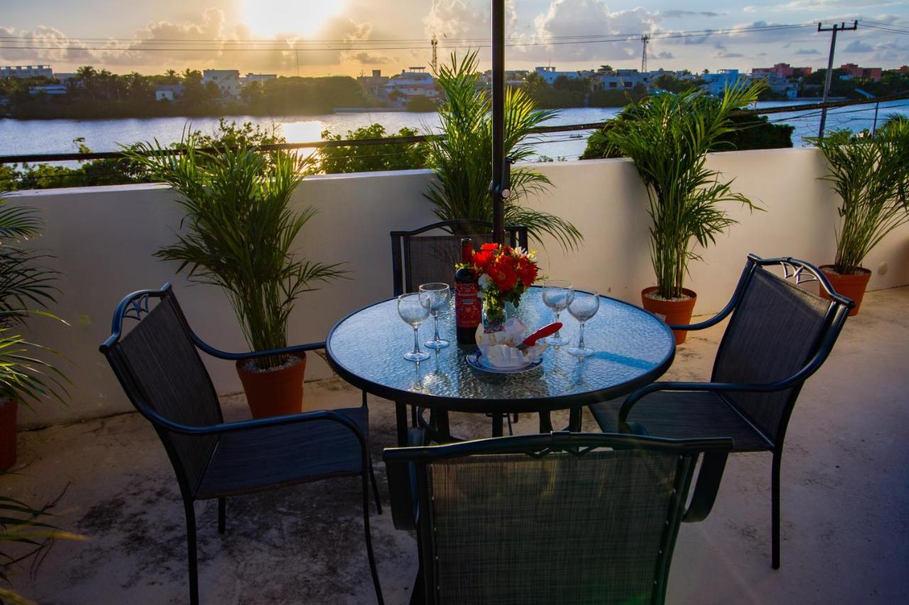 Sunset Isla Mujeres Aparthotel Exterior foto